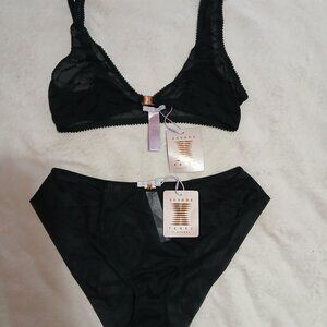 Underwear set by Savage X medium